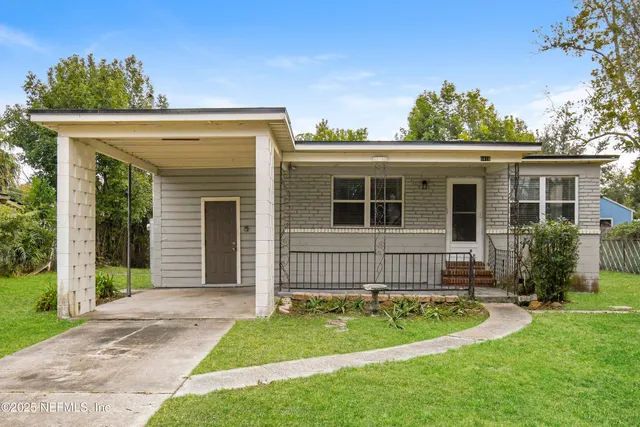 $1,500 | 6418 Ballejo Court North, Jacksonville, FL 32210