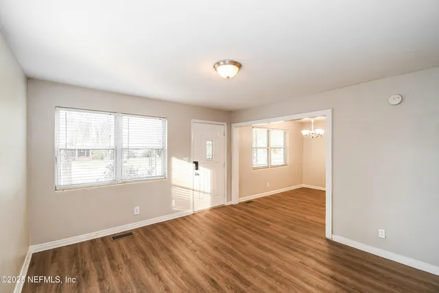 $1,500 | 6418 Ballejo Court North, Jacksonville, FL 32210