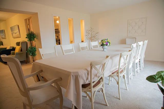 $259,000 | 4050 Dundee Road, Unit 203, Northbrook, IL 60062