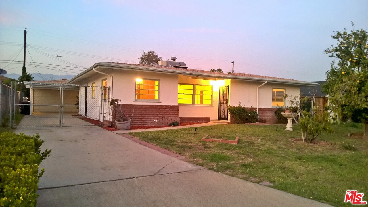 196 East Home Street Rialto, CA 92376 - Photo 1 of 18