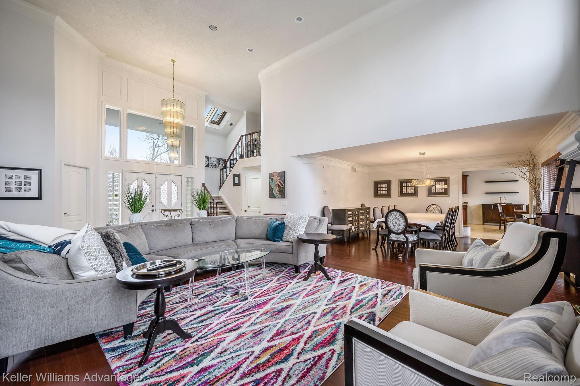 6940 Drake Road West Bloomfield, MI 48322 - Photo 5 of 59 6940-Drake_18.jpg