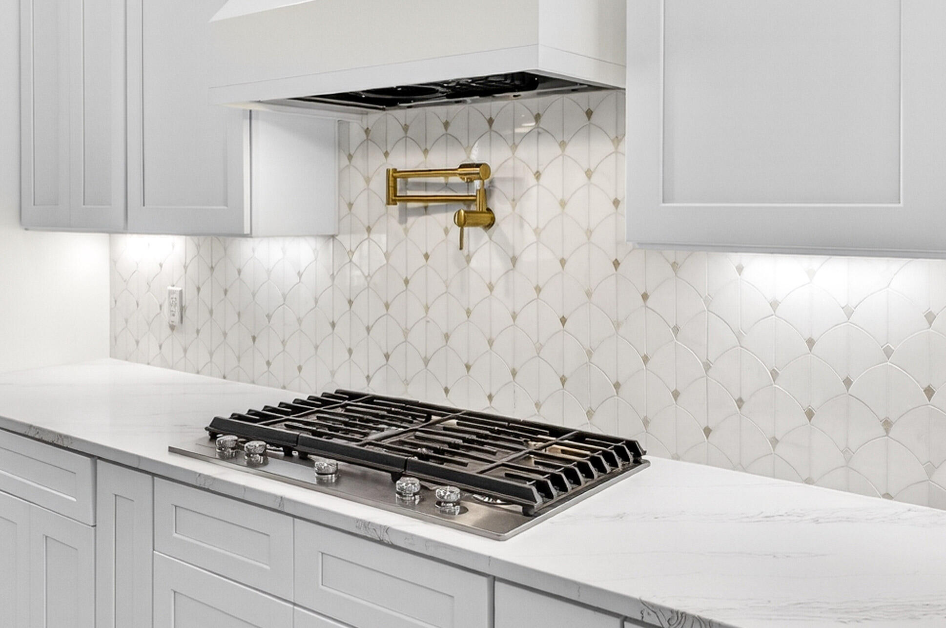 186 Hibernate Way Freeport, FL 32439 - Photo 17 of 48 Cook top