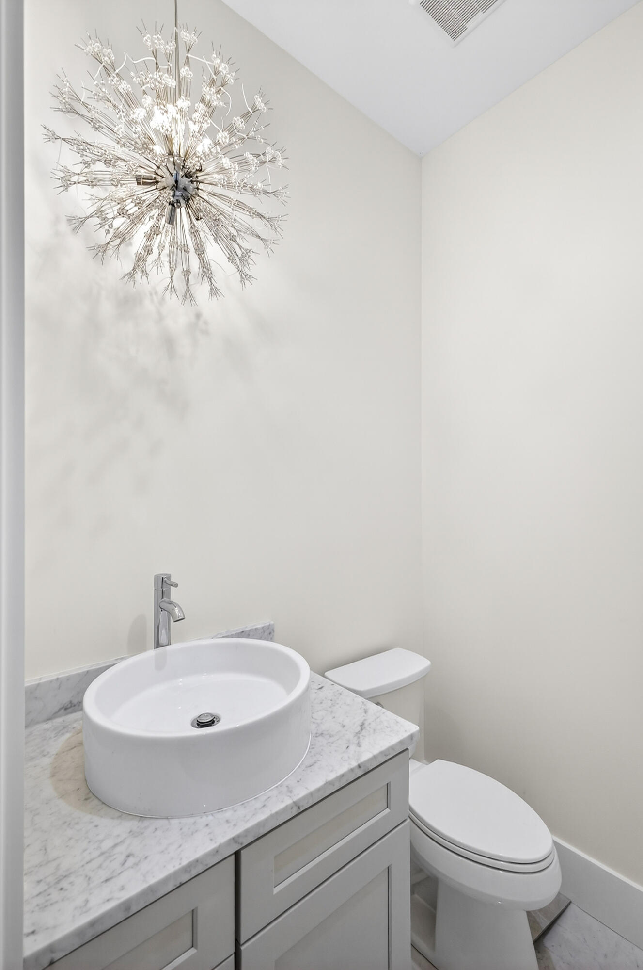 186 Hibernate Way Freeport, FL 32439 - Photo 27 of 48 Powder room