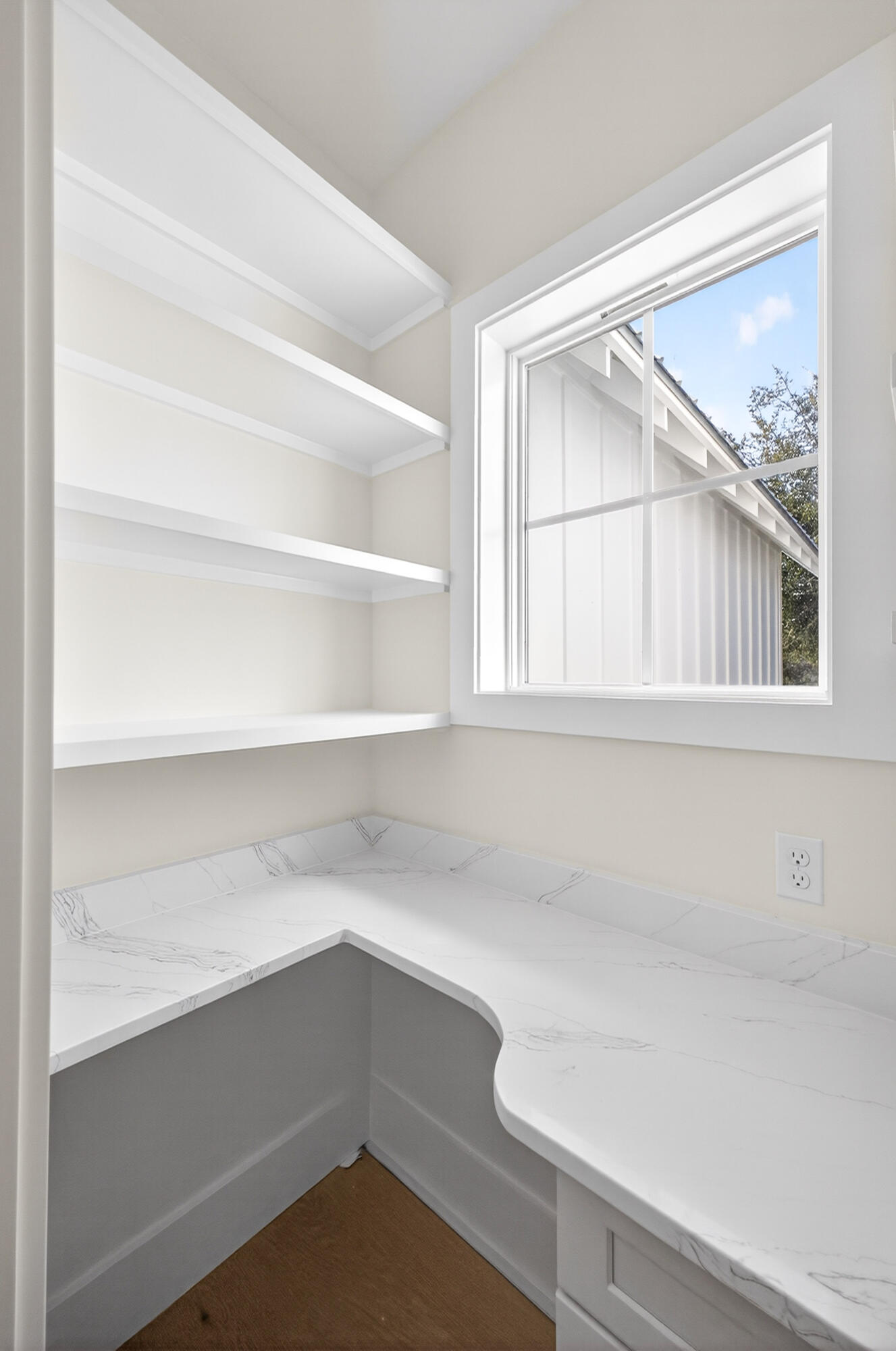 186 Hibernate Way Freeport, FL 32439 - Photo 28 of 48 Pantry