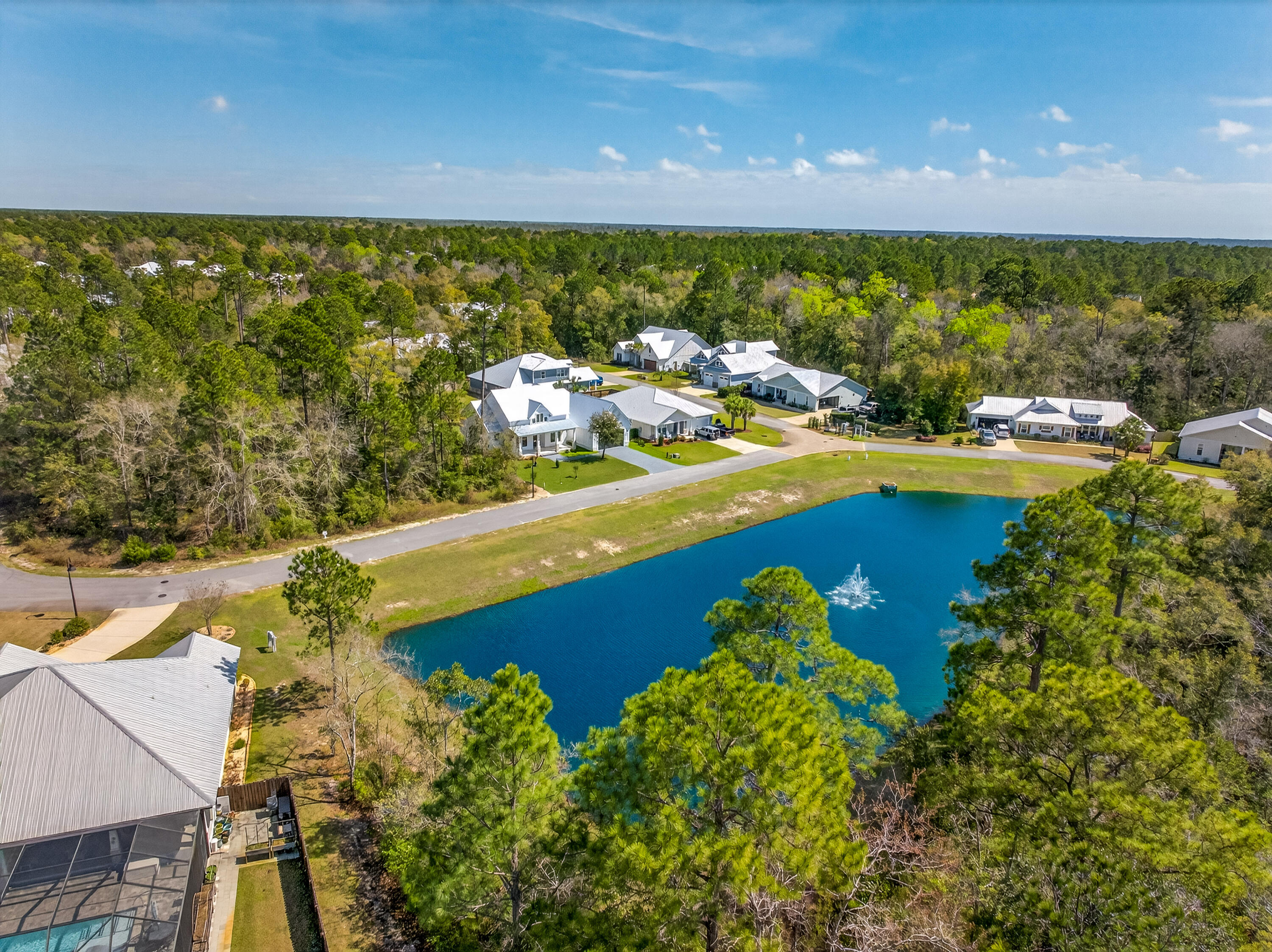 186 Hibernate Way Freeport, FL 32439 - Photo 41 of 48 .