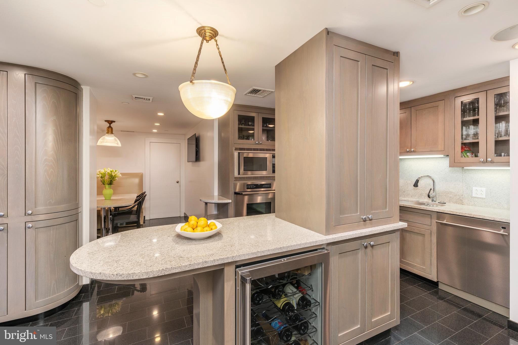 202 West Rittenhouse Square, Unit 1208 Philadelphia, PA 19103 - Photo 20 of 68 Gallery Image 20