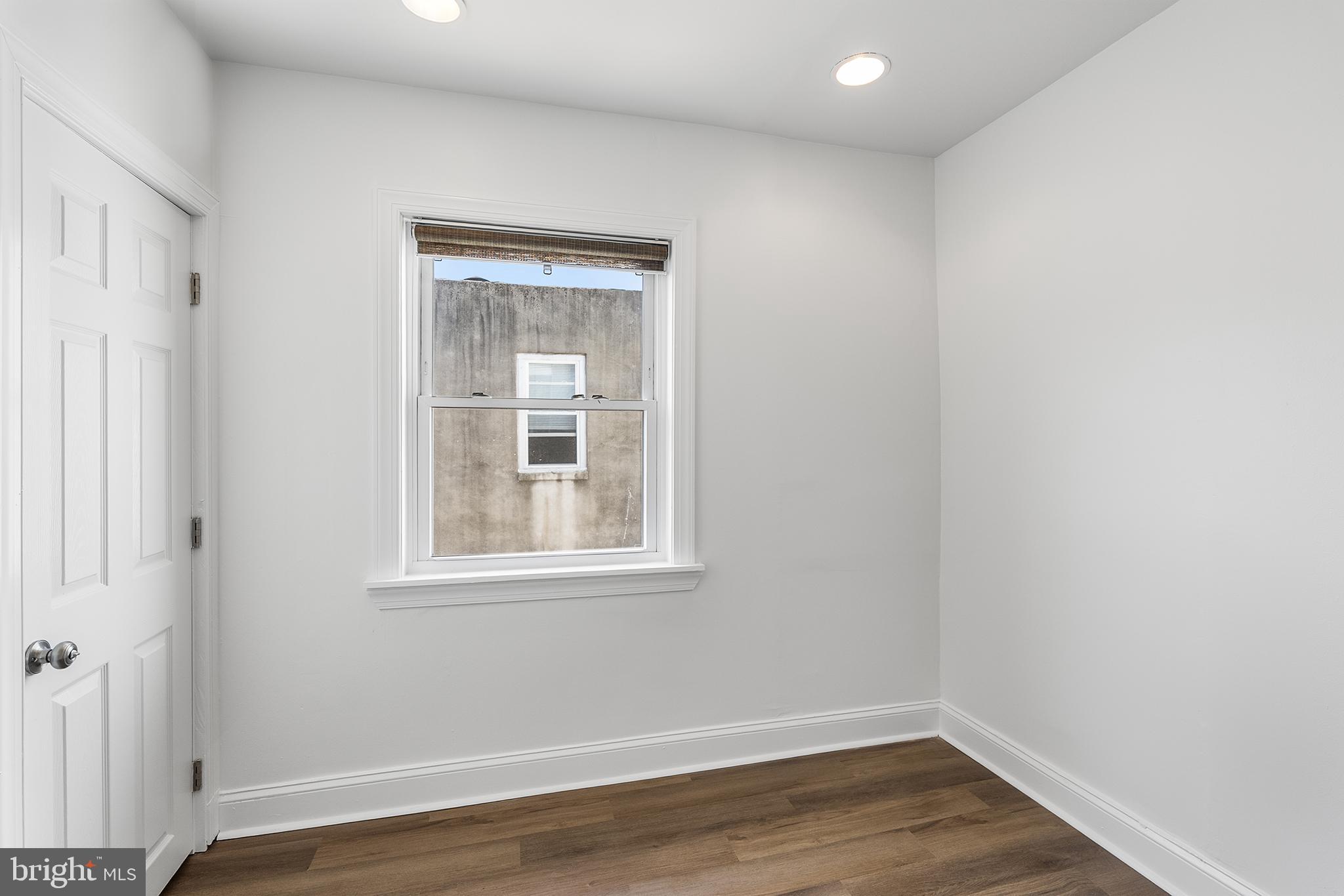 902 Emily Street Philadelphia, PA 19148 - Photo 16 of 25 Bedroom 2 great for guest, office, or bedroom use