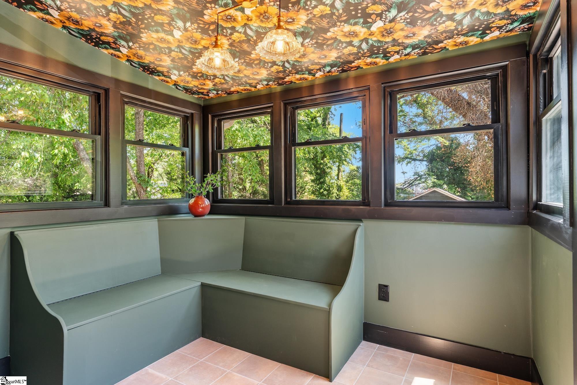 806 Perry Road Greenville, SC 29609 - Photo 13 of 38