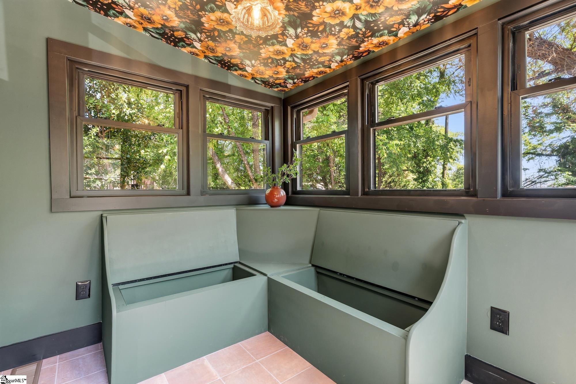 806 Perry Road Greenville, SC 29609 - Photo 14 of 38