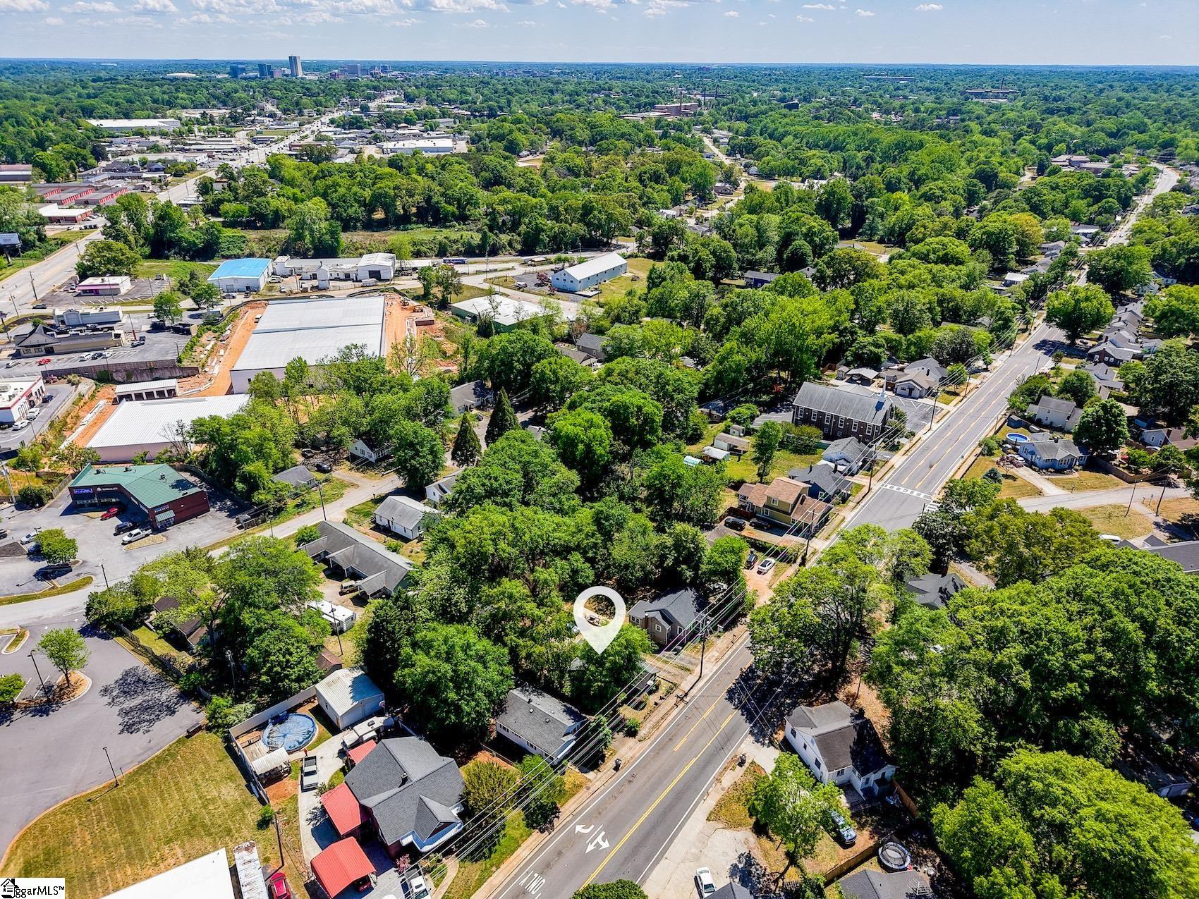 806 Perry Road Greenville, SC 29609 - Photo 35 of 38