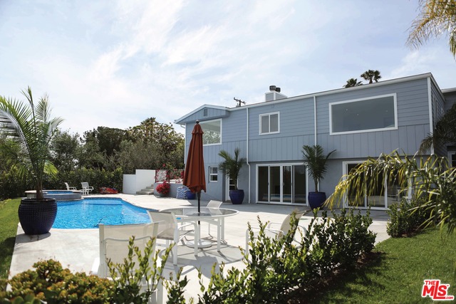 6414 Cavalleri Road Malibu, CA 90265 - Photo 2 of 16