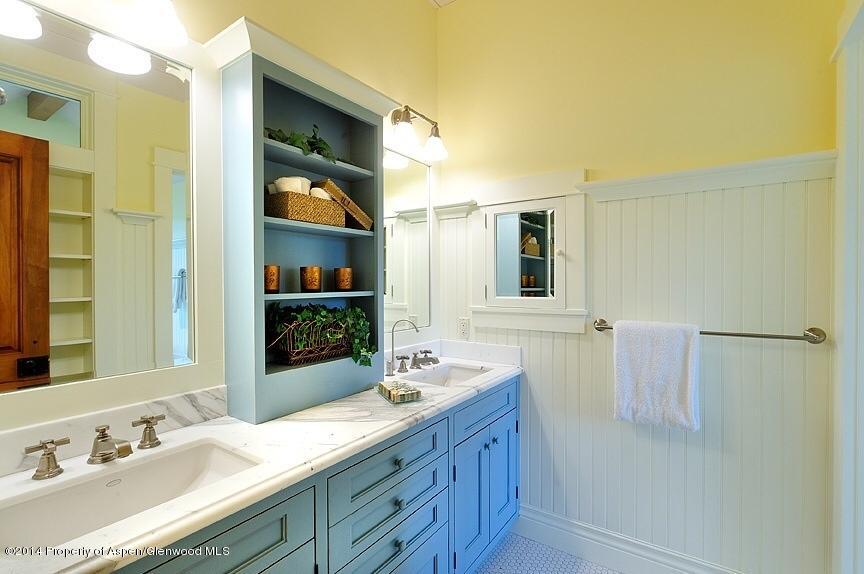 501 Greenfield Road Basalt, CO 81621 - Photo 21 of 36 a bathroom with a double vanity sink and a mirror