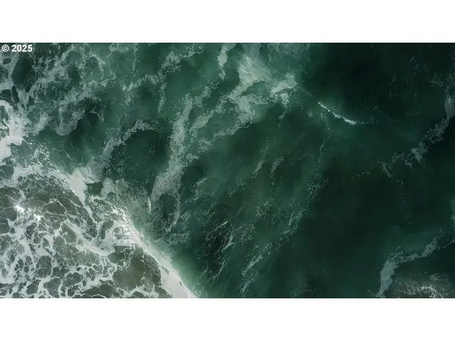 $449,000 | 8285 Sahhali Drive, Neskowin, OR 97149