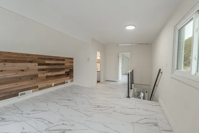 $315,000 | 512 4th, New Glarus, WI 53574