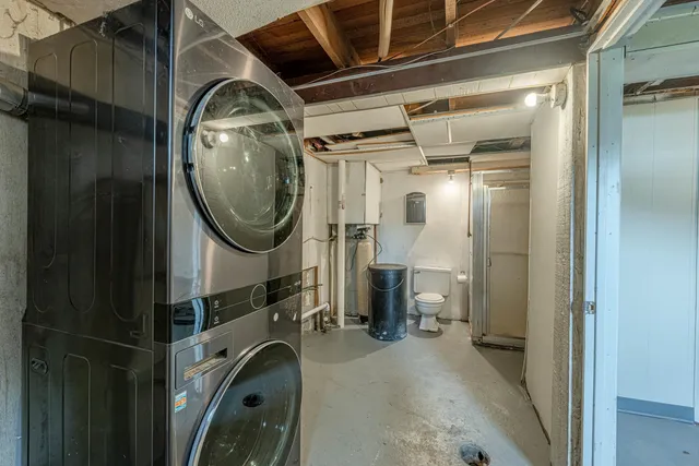 $315,000 | 512 4th, New Glarus, WI 53574