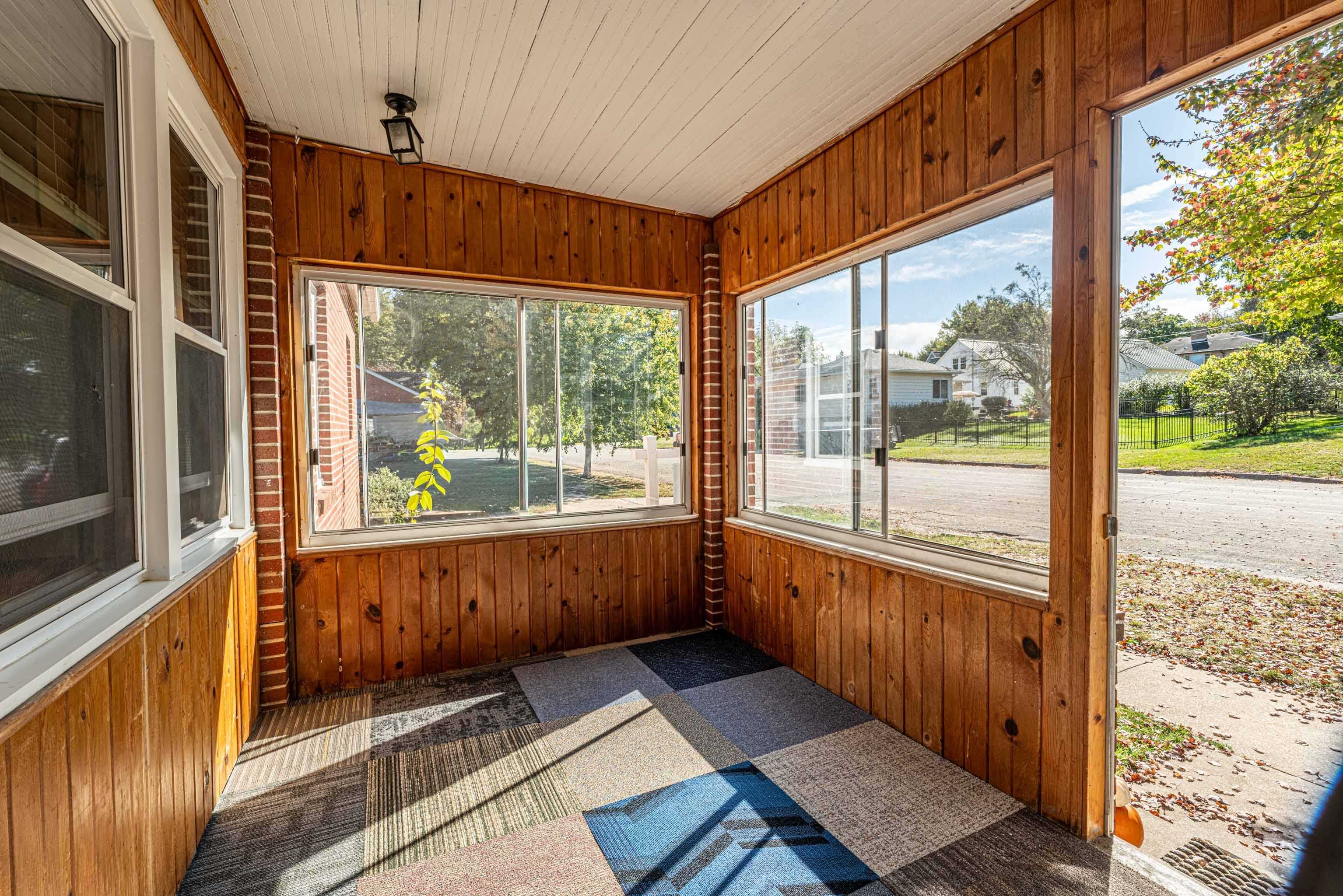 512 4th New Glarus, WI 53574 - Photo 4 of 49