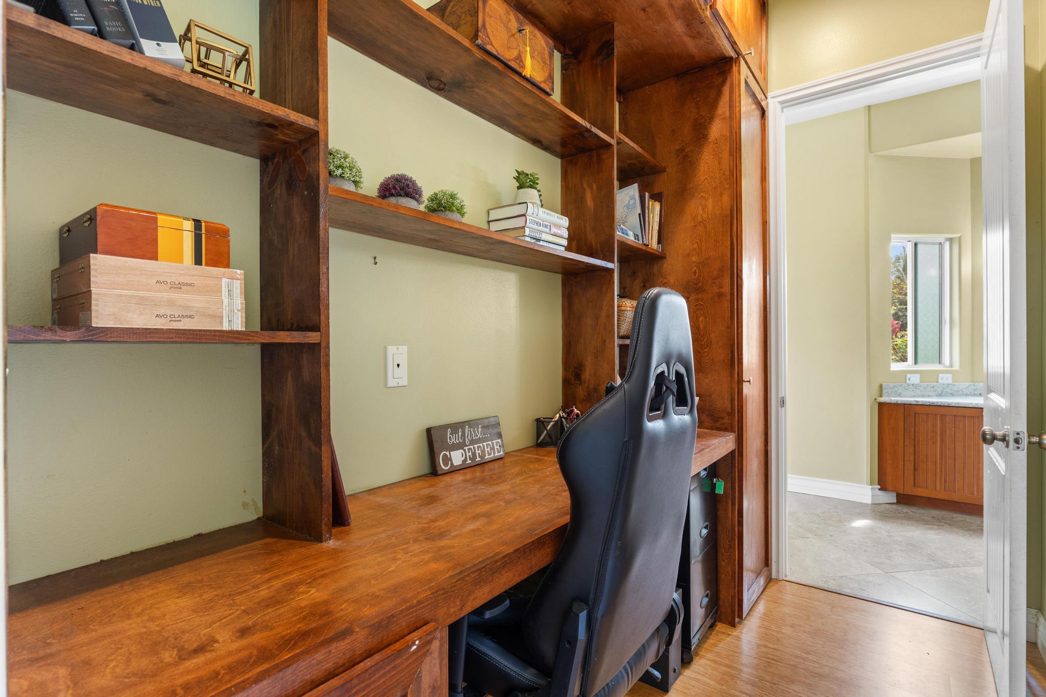 28-256 Akaka Falls Road Honomu, HI 96728 - Photo 14 of 30 a view of a livingroom with furniture and window