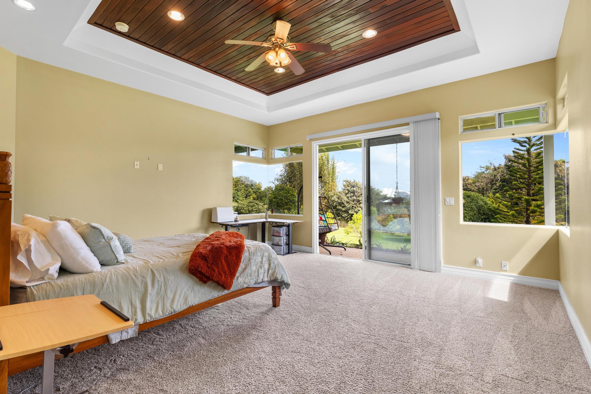 28-256 Akaka Falls Road Honomu, HI 96728 - Photo 19 of 30 a living room with furniture and a large window