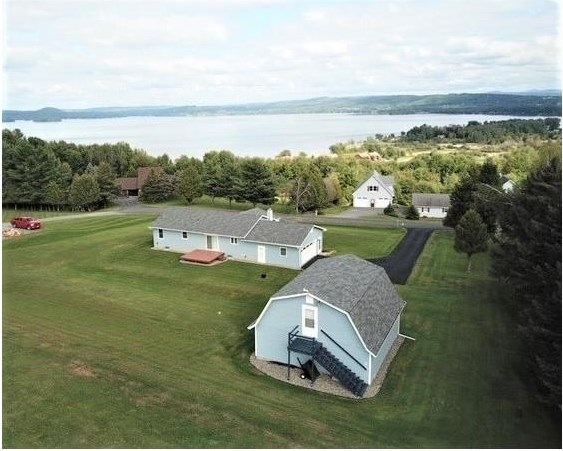 111 Sunrise Road Newport Town, VT 05857 - Photo 2 of 38 Gallery Image 2