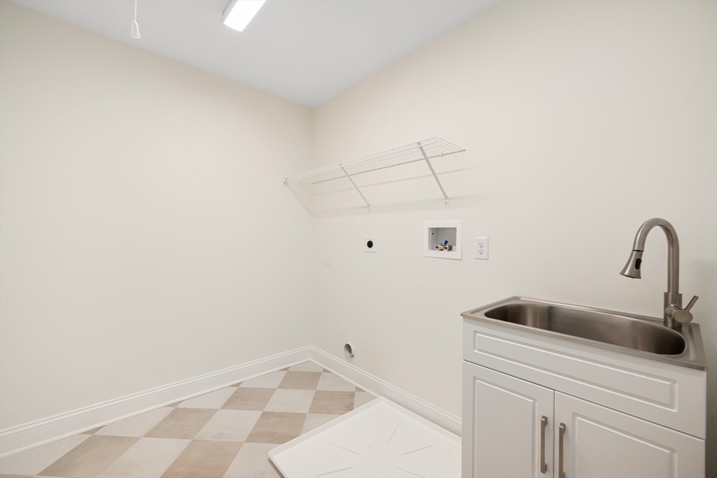 19 Cherry Tree Lane Attleboro, MA 02703 - Photo 20 of 28