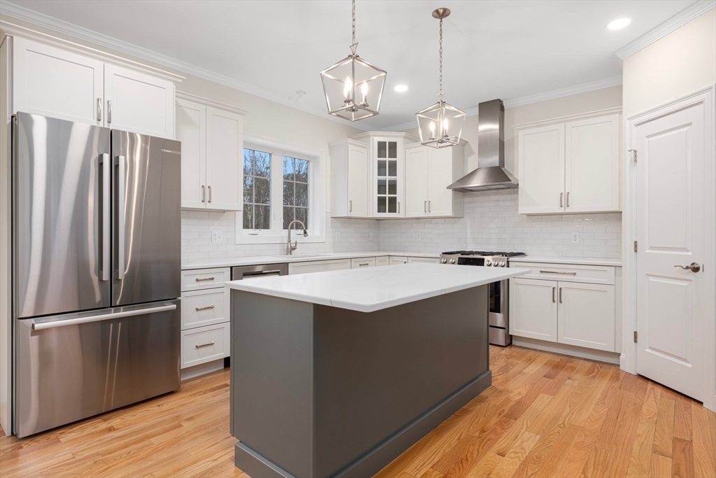 19 Cherry Tree Lane Attleboro, MA 02703 - Photo 8 of 28