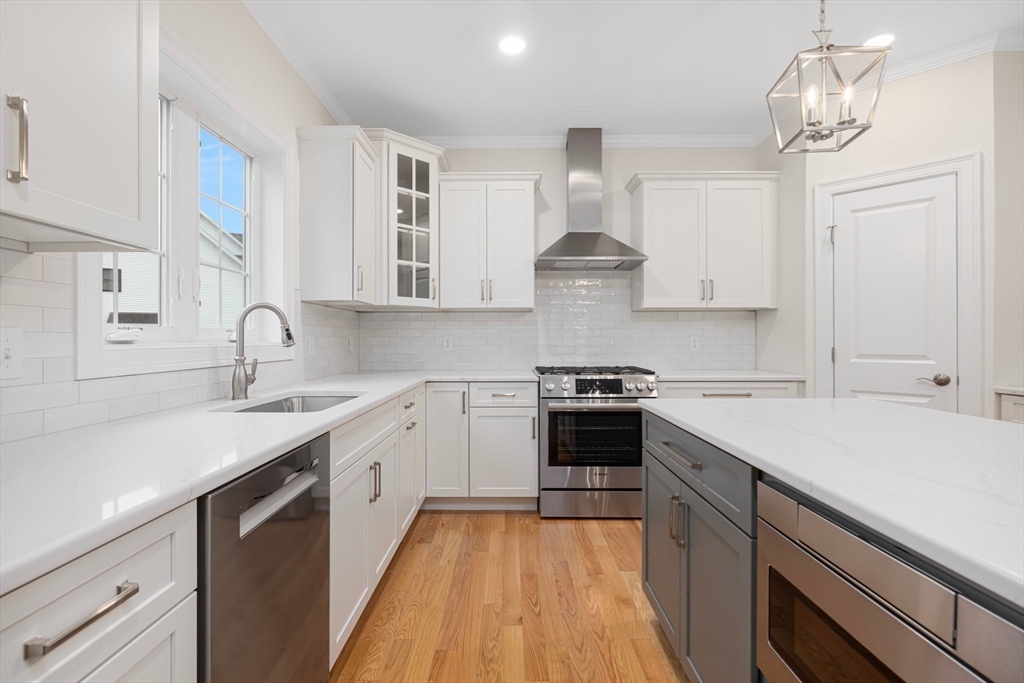 19 Cherry Tree Lane Attleboro, MA 02703 - Photo 9 of 28