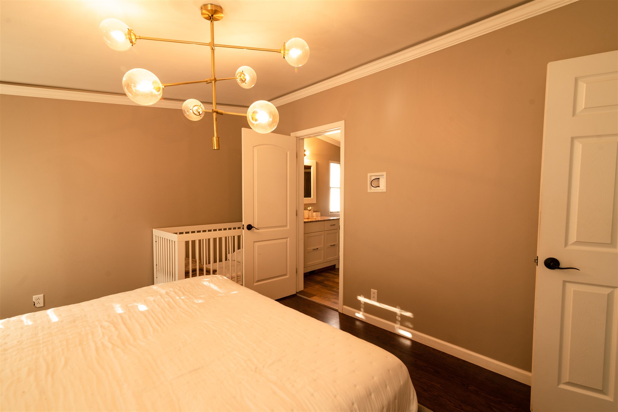575 Wilkins Road Campobello, SC 29322 - Photo 7 of 26