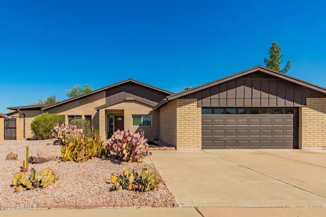 $535,000 | 2061 South Rogers, Mesa, AZ 85202