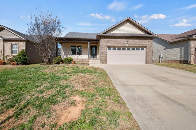 $1,600 | 250 Azalea Drive, Oak Grove, KY 42262