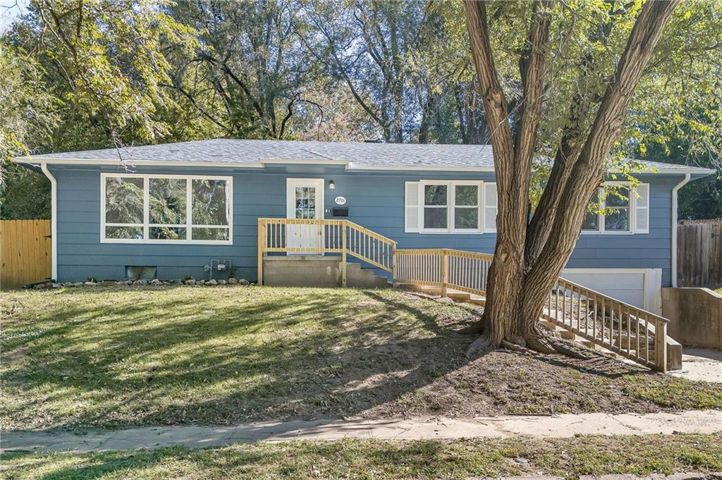 2701 South 20th Street St. Joseph, MO 64503 - Photo 1 of 1