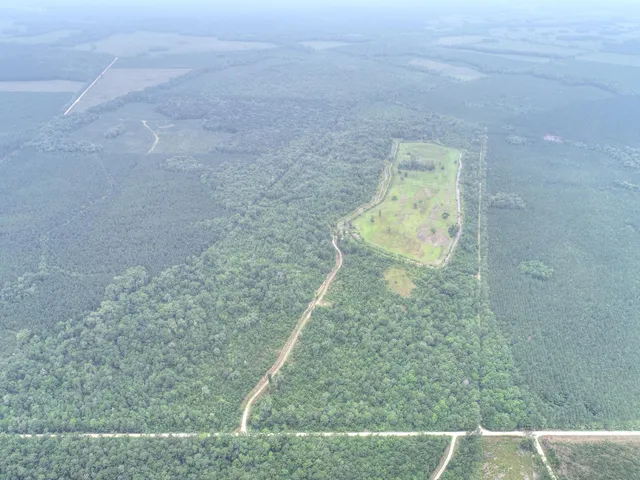 $4,000,000 | 909 Getaway Lane, Pinopolis, SC 29469