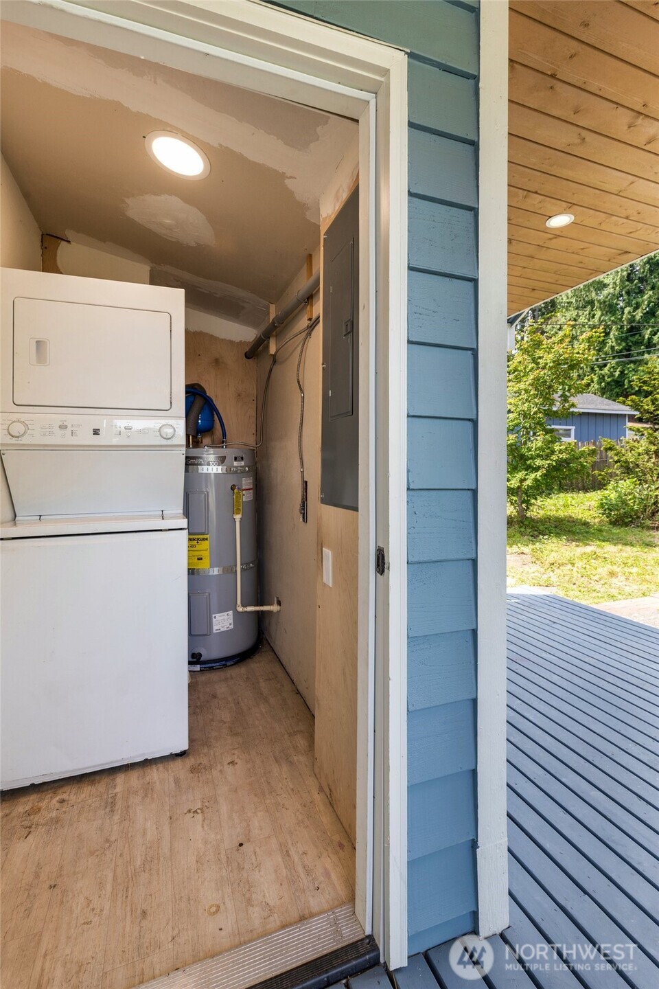 1710 Maple Street Everett, WA 98201 - Photo 22 of 32