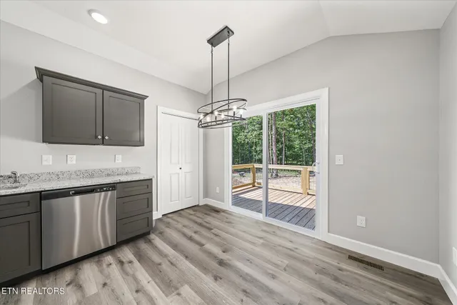 $329,000 | 6237 Osage Road, Crossville, TN 38572