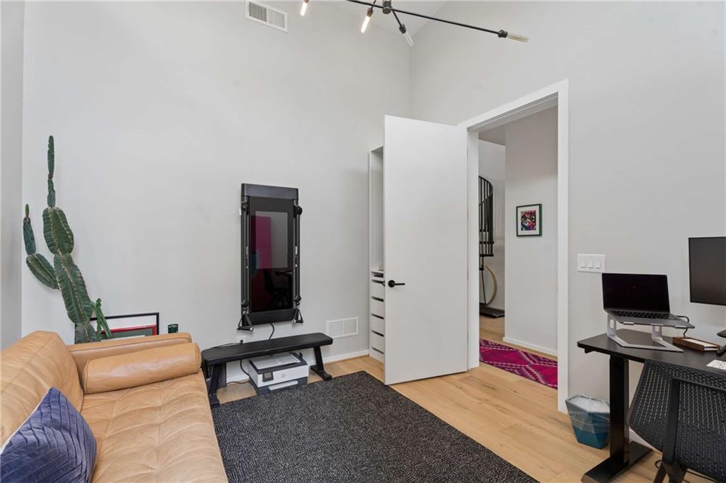 829 North Avenue Northeast, Unit 2 Atlanta, GA 30306 - Photo 23 of 36