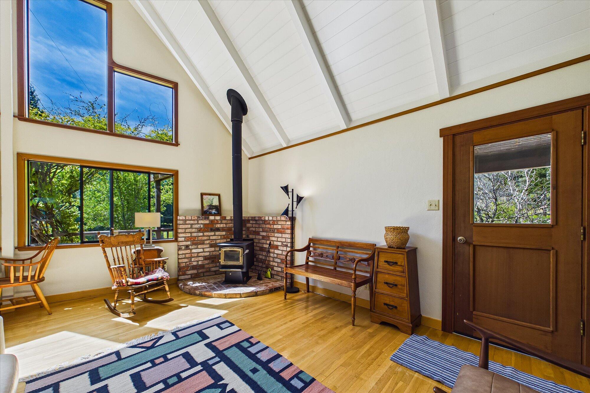 303 Hungry Gulch Road Whitethorn, CA 95589 - Photo 24 of 58
