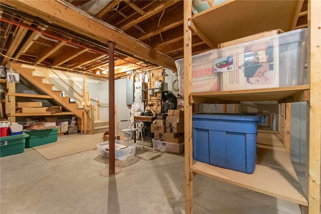 331 Hope Road Cranston, RI 02921 - Photo 31 of 50