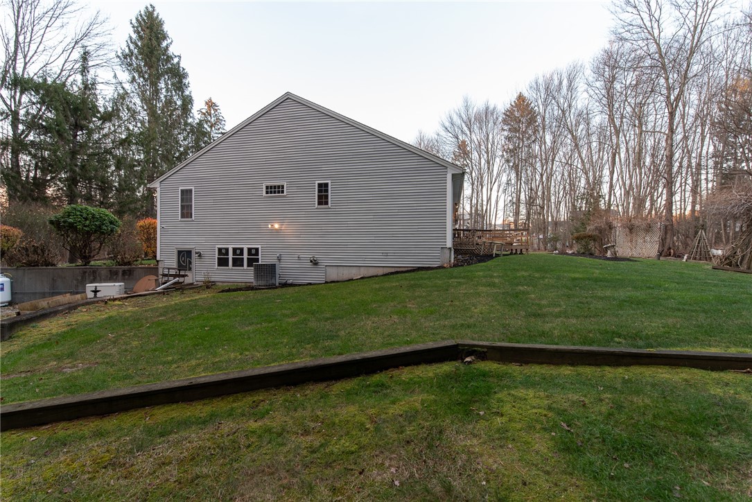331 Hope Road Cranston, RI 02921 - Photo 46 of 50