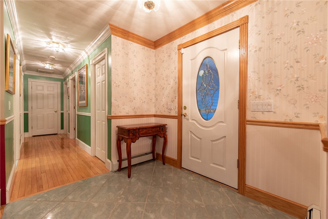 331 Hope Road Cranston, RI 02921 - Photo 6 of 50