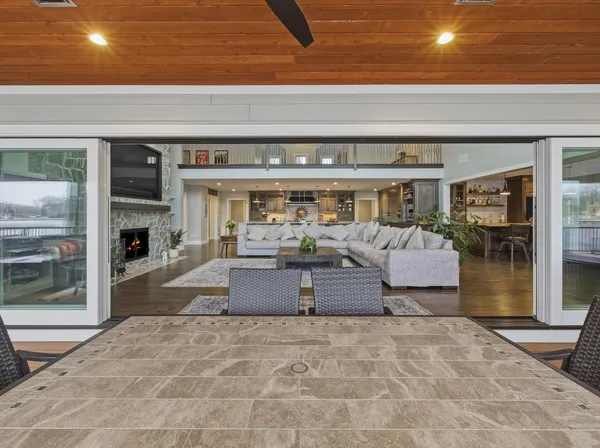 $2,790,000 | 2323 West Fairview Avenue, Johnsburg, IL 60051