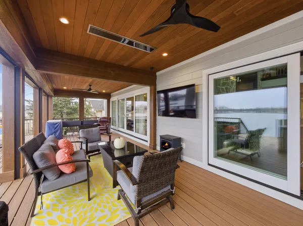 $2,790,000 | 2323 West Fairview Avenue, Johnsburg, IL 60051