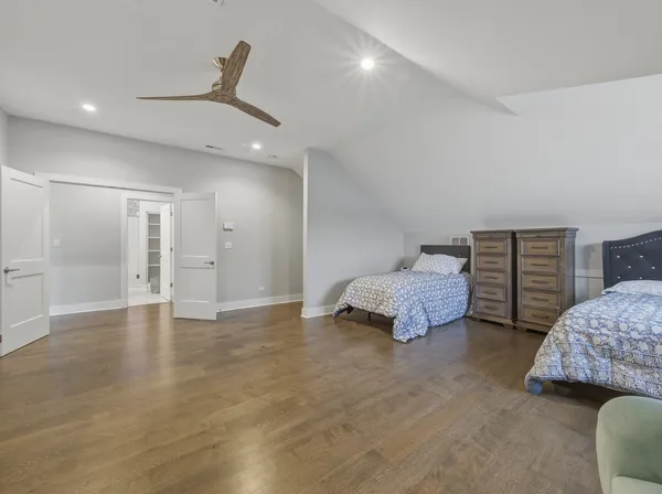 $2,790,000 | 2323 West Fairview Avenue, Johnsburg, IL 60051