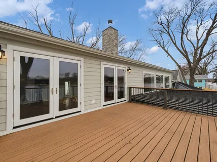 $2,490,000 | 2323 West Fairview Avenue, Johnsburg, IL 60051
