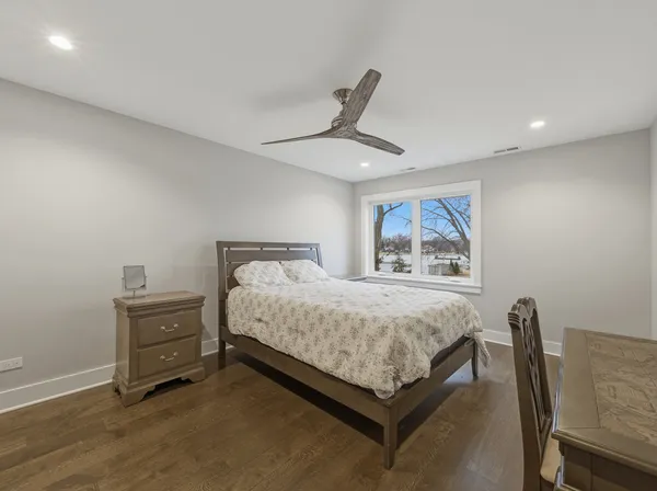 $2,790,000 | 2323 West Fairview Avenue, Johnsburg, IL 60051