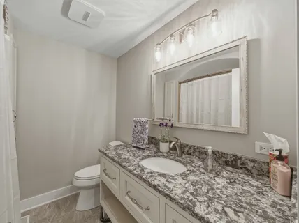 $2,490,000 | 2323 West Fairview Avenue, Johnsburg, IL 60051