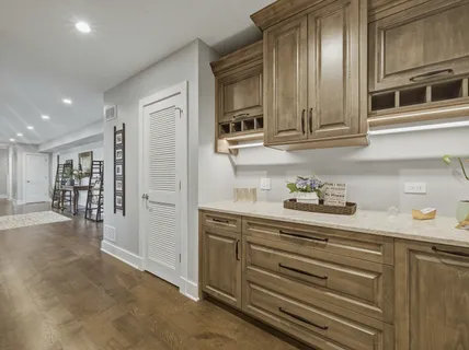 $2,490,000 | 2323 West Fairview Avenue, Johnsburg, IL 60051