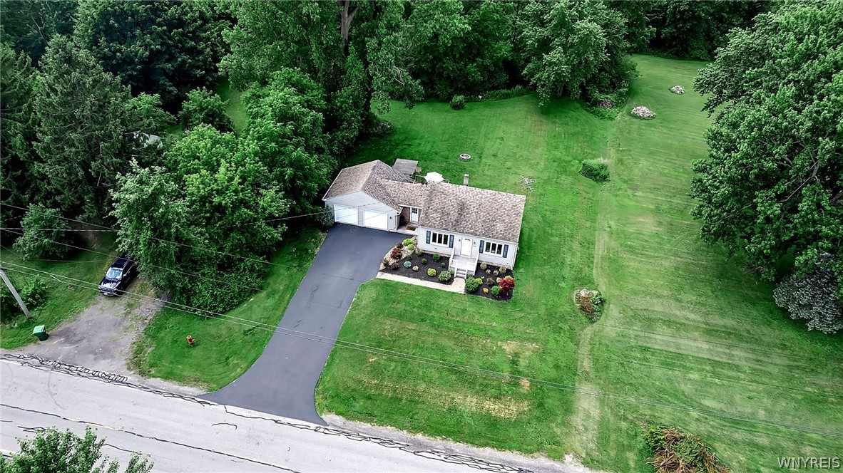 7540 Salt Road Clarence, NY 14032 - Photo 4 of 37