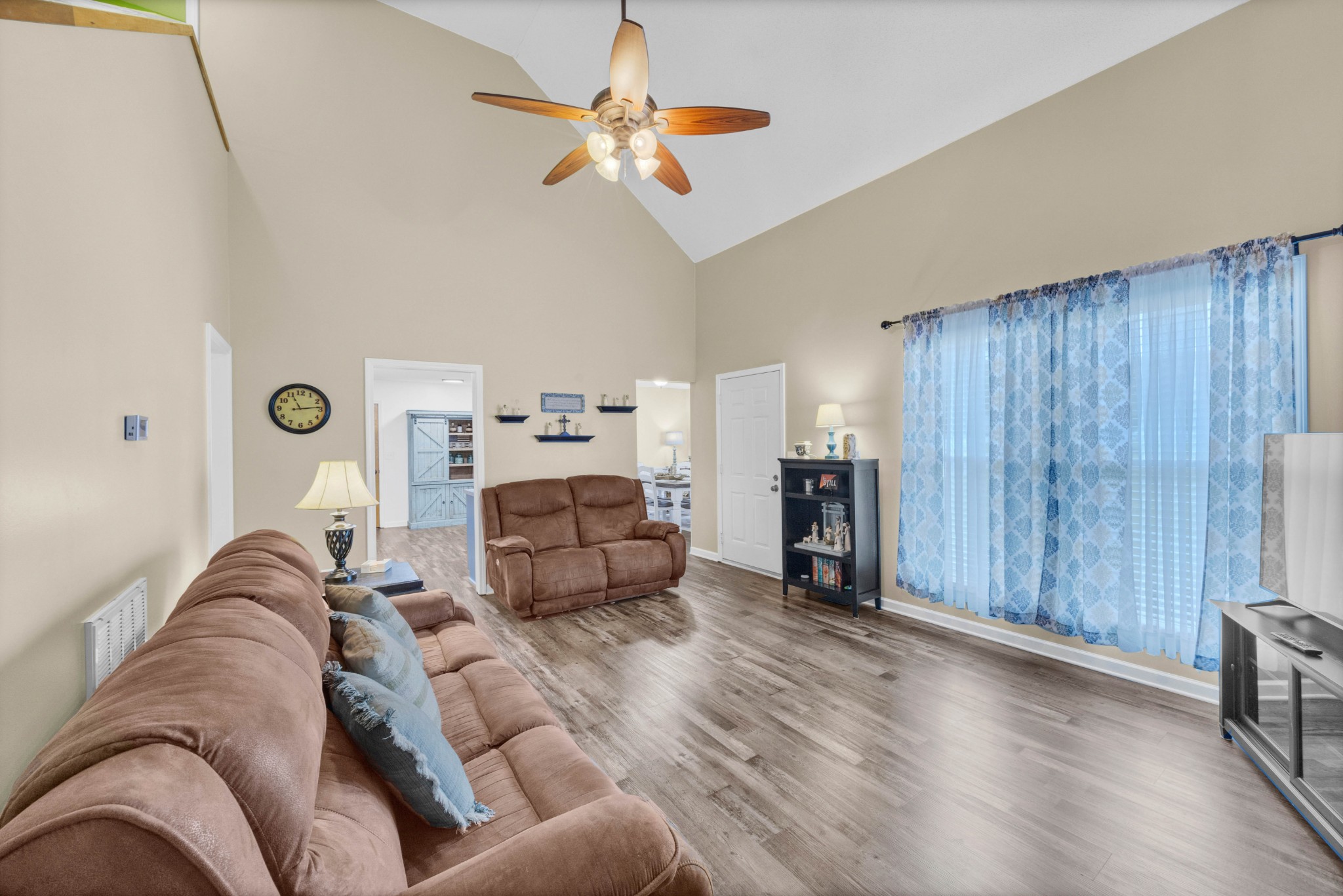 110 Sandi's Lane Palmyra, TN 37142 - Photo 8 of 43 Gallery Image 8