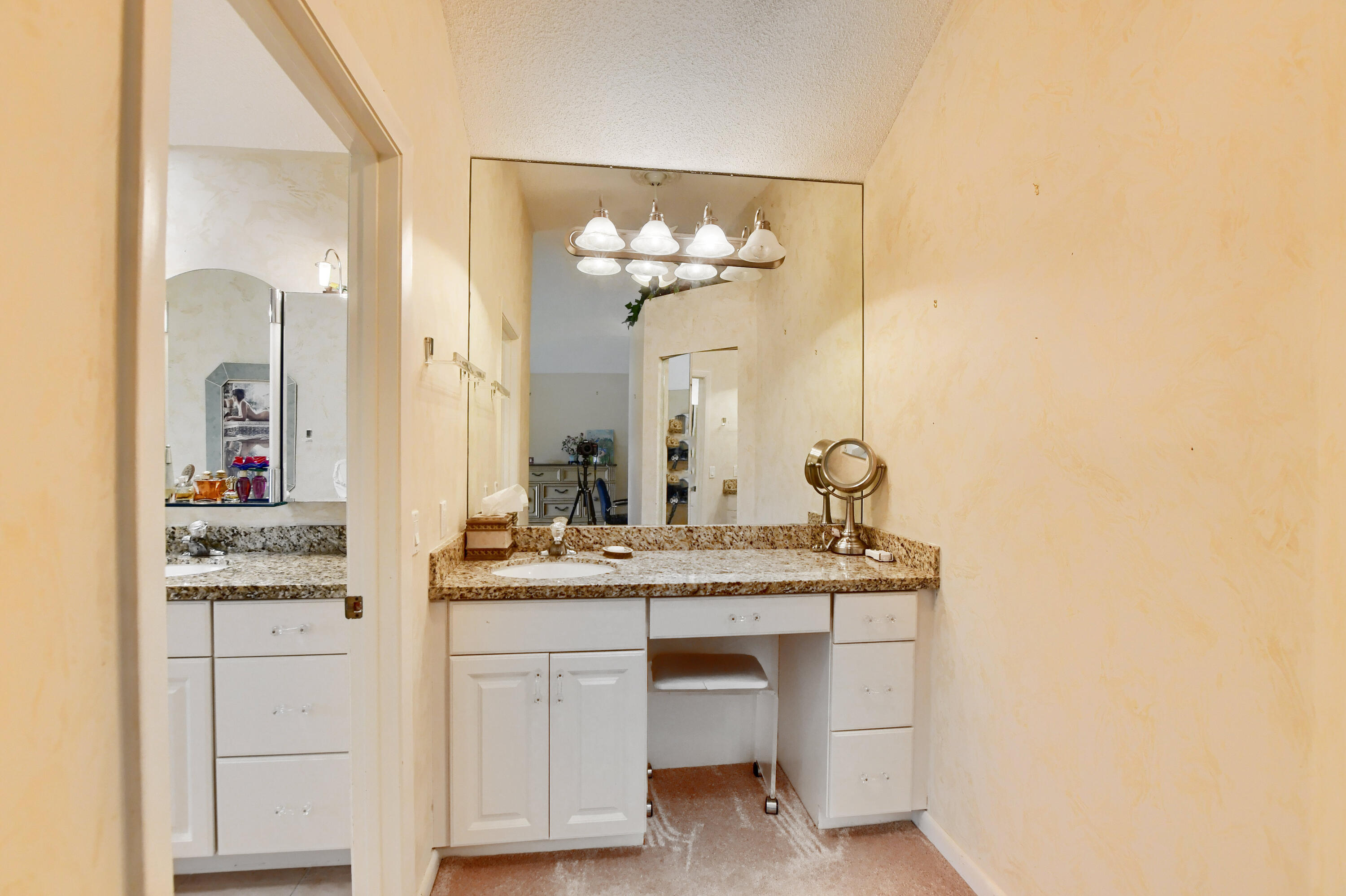 20108 Waters Edge Drive, Unit 602 Boca Raton, FL 33434 - Photo 17 of 59 Primary bath