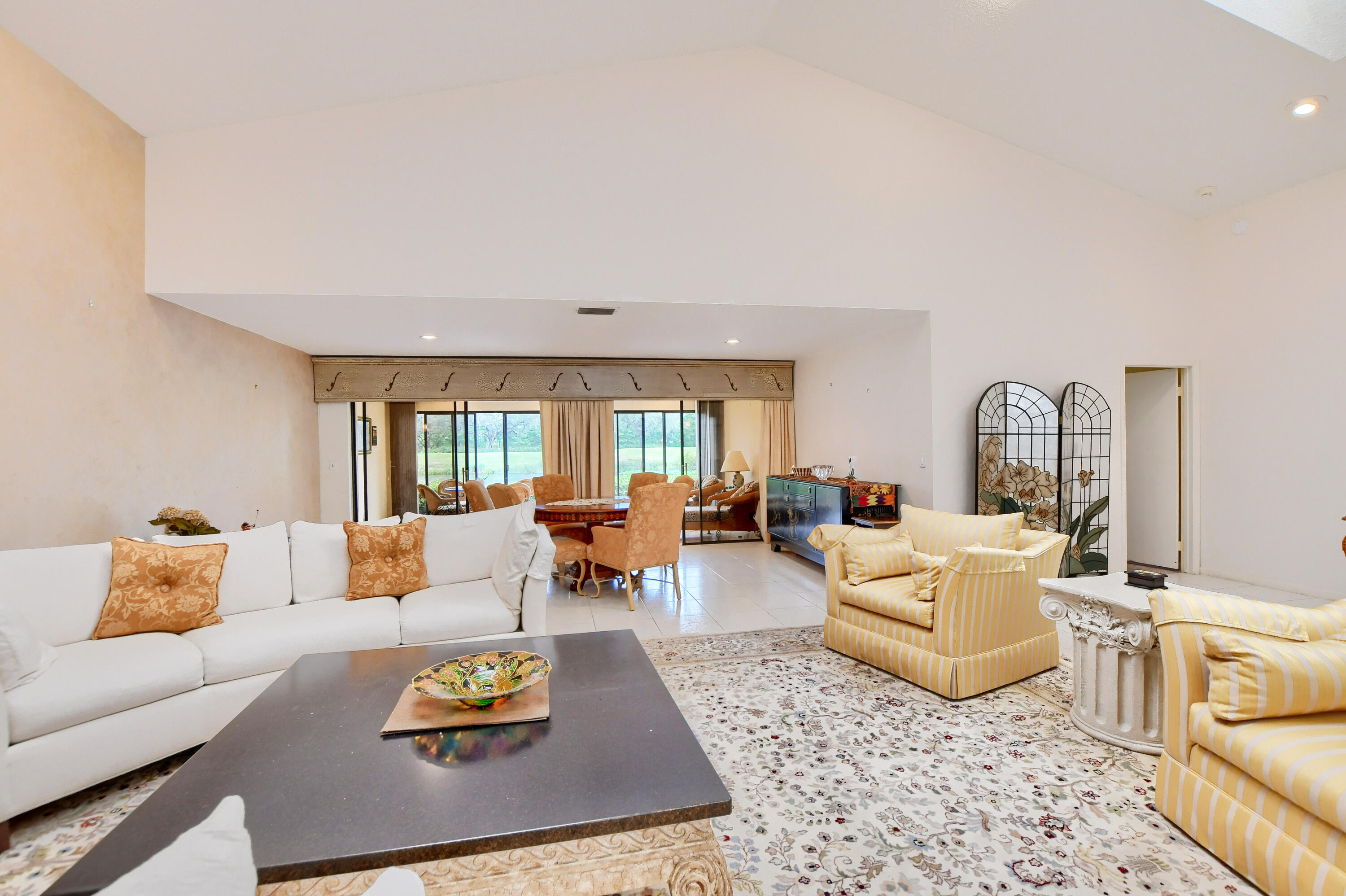 20108 Waters Edge Drive, Unit 602 Boca Raton, FL 33434 - Photo 8 of 59 LIVING ROOM