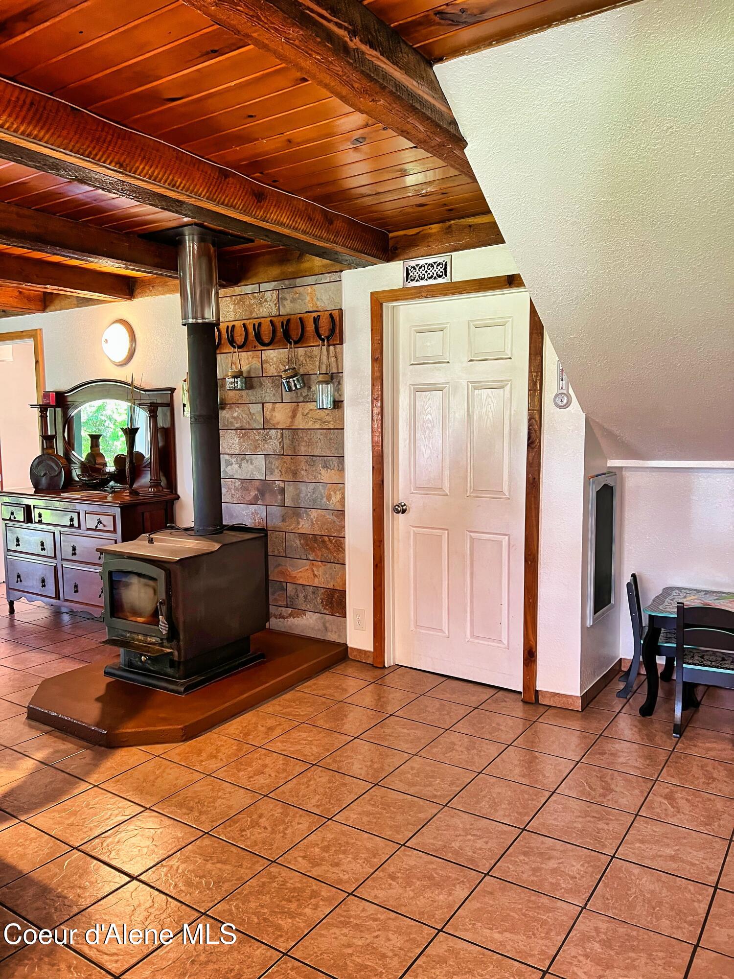 260 Rustic Lane Bonners Ferry, ID 83805 - Photo 14 of 29 IMG_3568